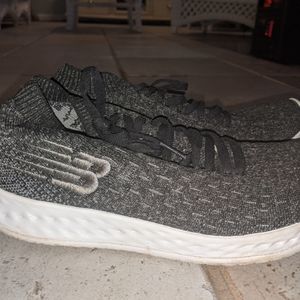 Fresh foam New balance sneakers!